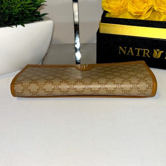 VGUC Celine Wallet w Kiss lock - Picture 6 of 14